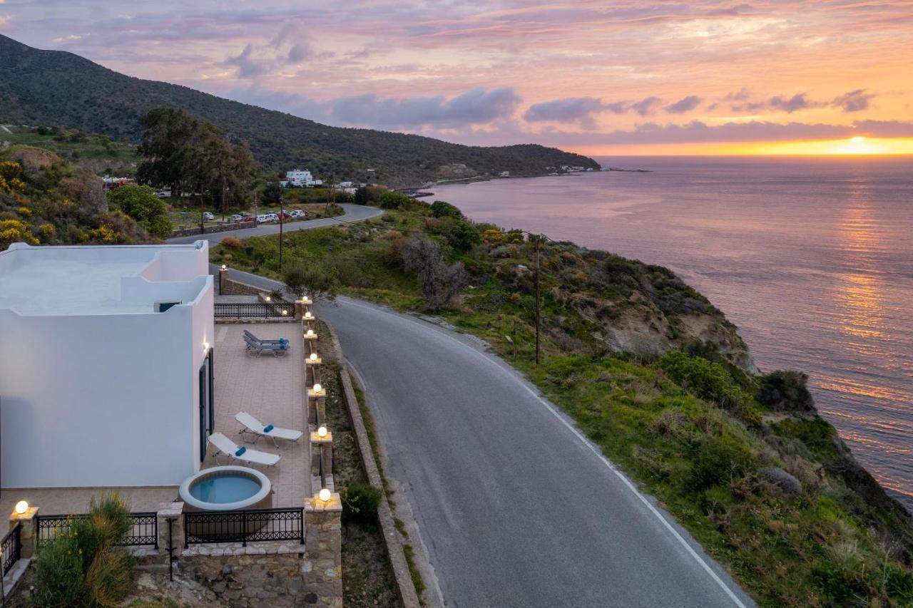Sacada Seascape Nisyros Villa Paloi ภายนอก รูปภาพ