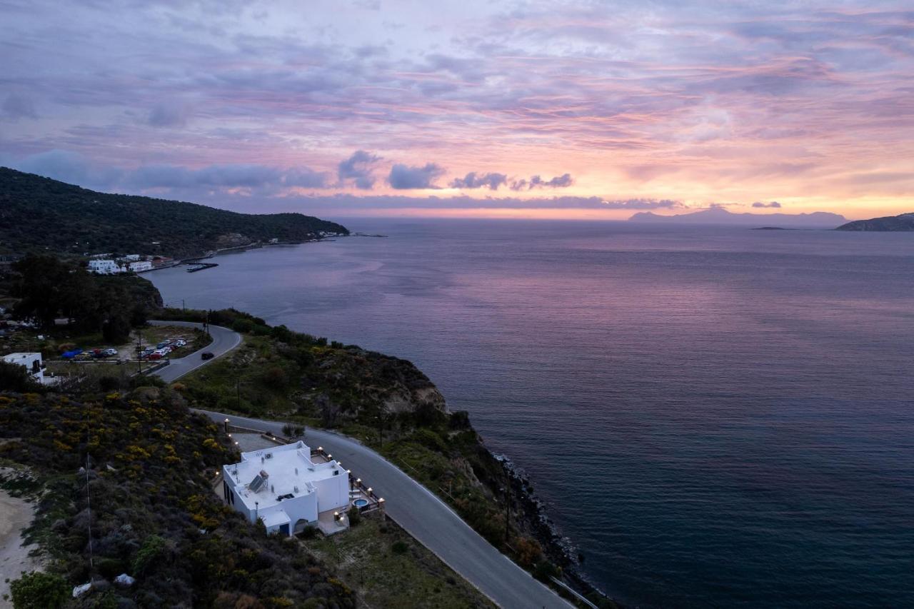 Sacada Seascape Nisyros Villa Paloi ภายนอก รูปภาพ