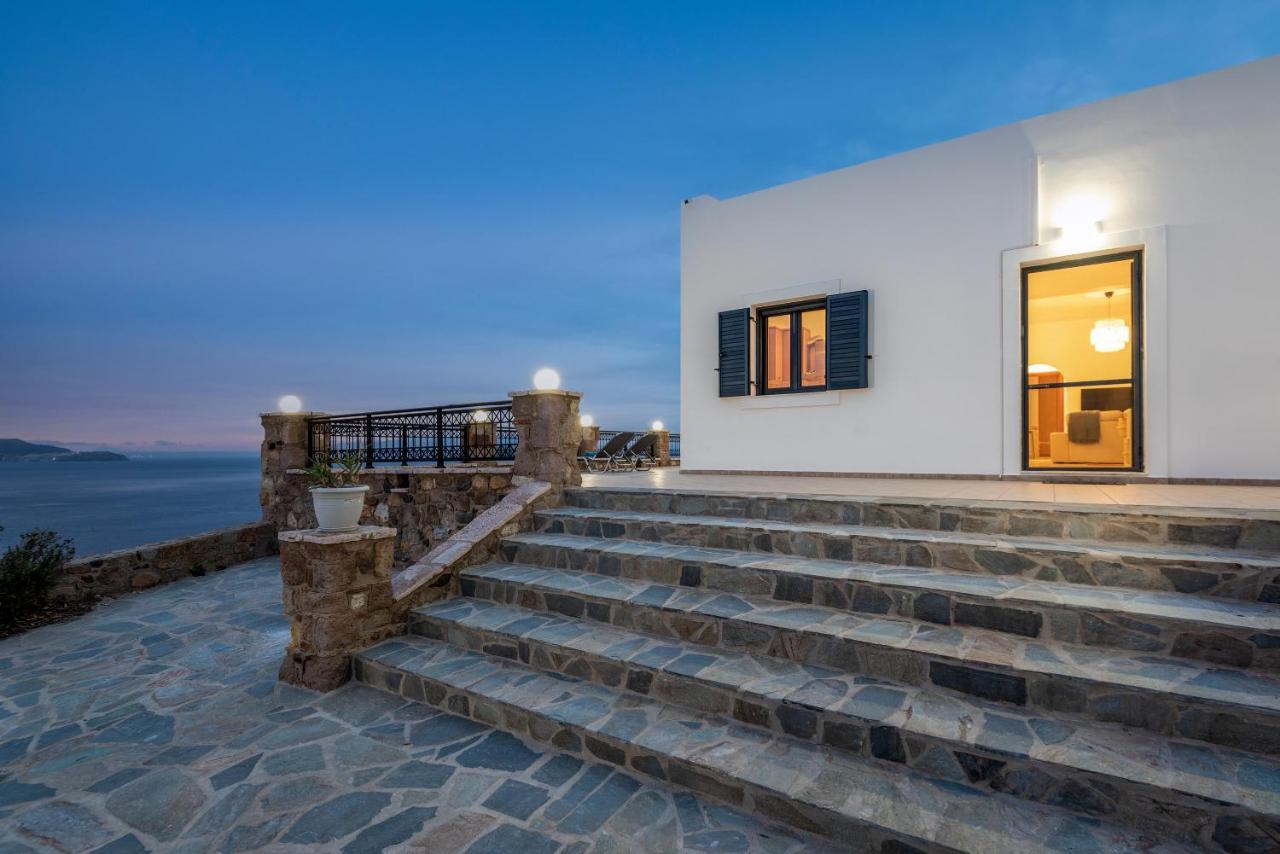 Sacada Seascape Nisyros Villa Paloi ภายนอก รูปภาพ